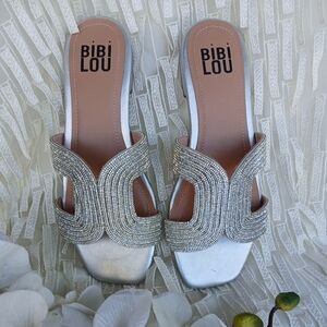 BIBILOU Slide Sandals